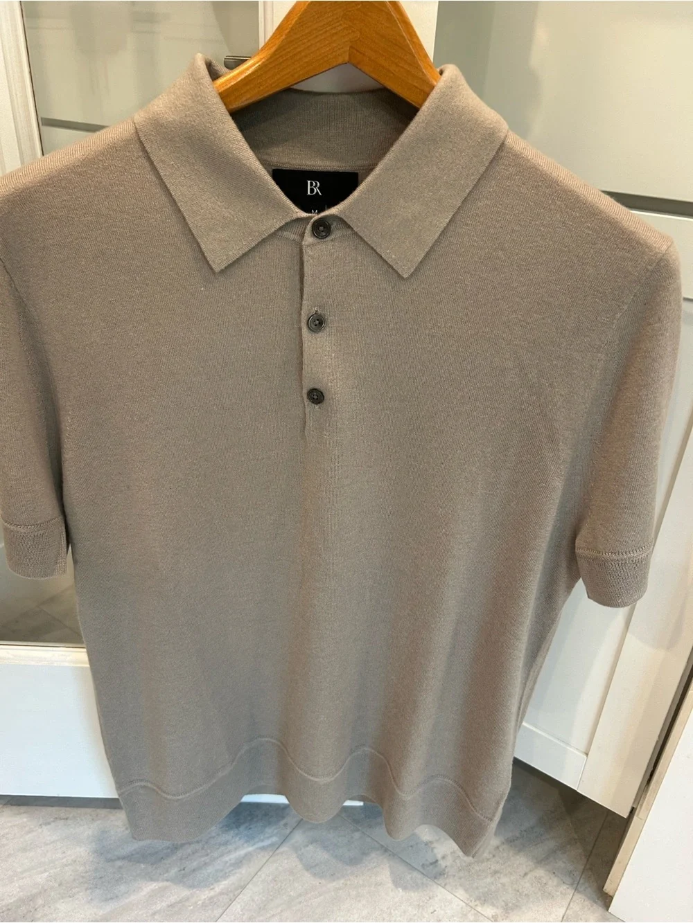 NWT Banana Republic Cashmere Silk Short-Sleeve Polo Shirt in Taupe Size M